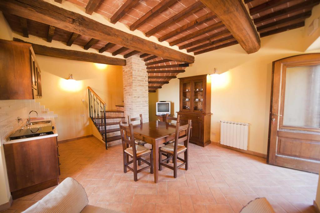 Agriturismo Tenuta Di Biscina Cameră foto