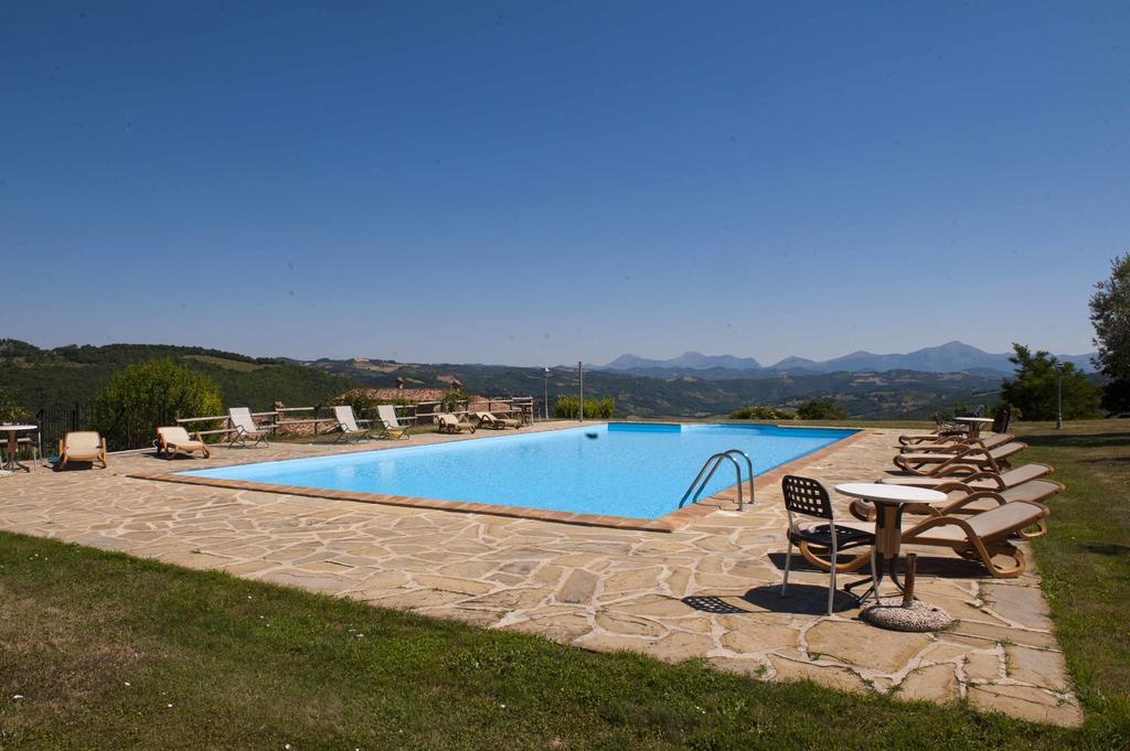 Agriturismo Tenuta Di Biscina Cameră foto